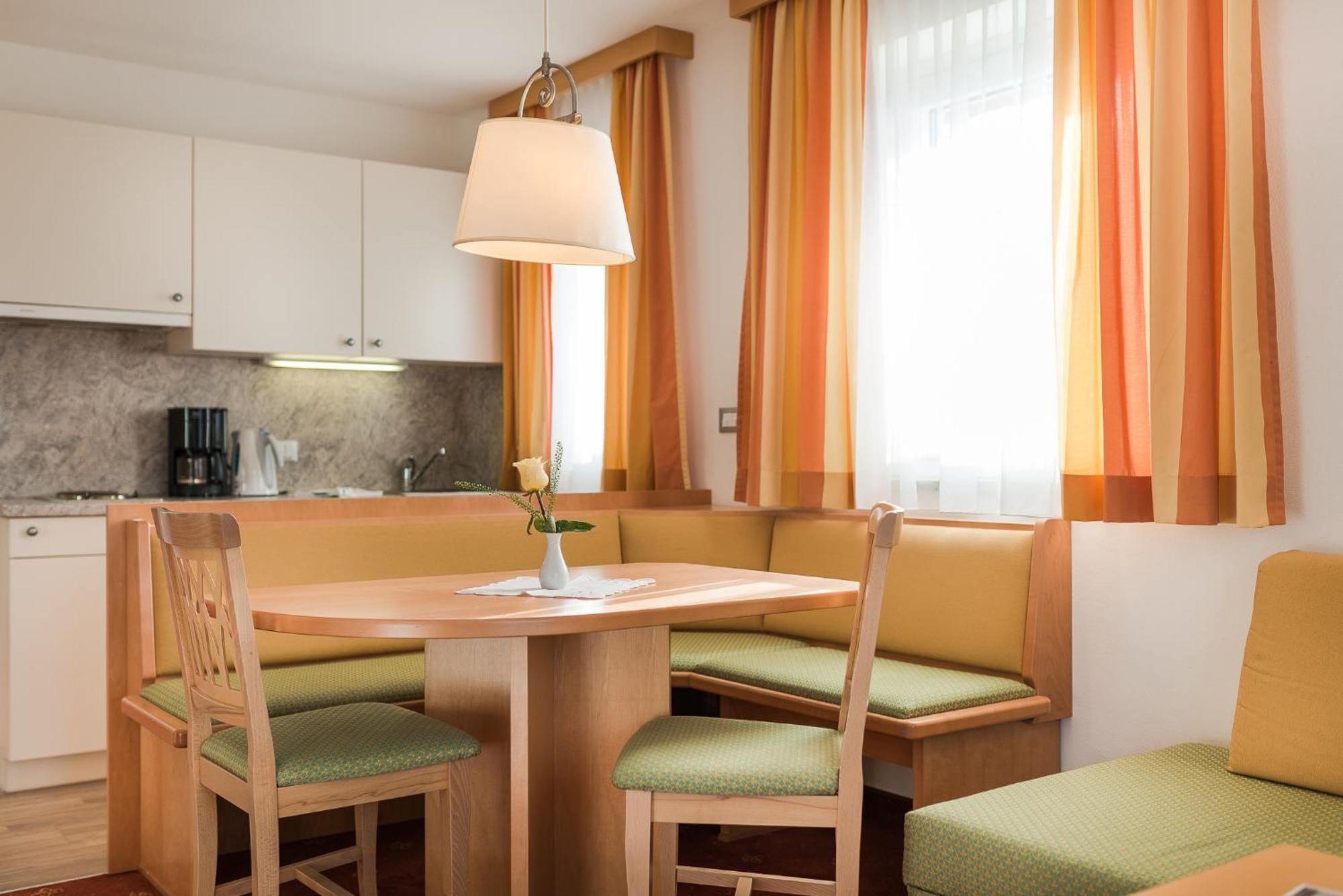 Pension Hoefler - Fernblick Scena Esterno foto